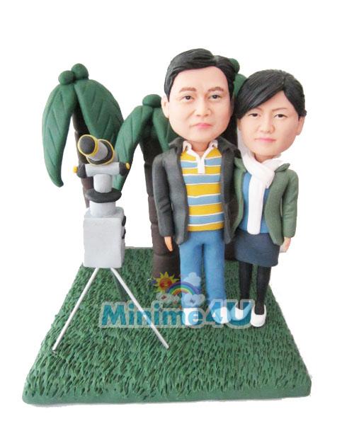 anniversary couple figure