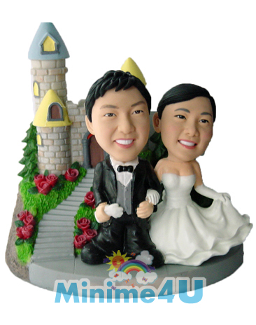 Wedding topper with castle